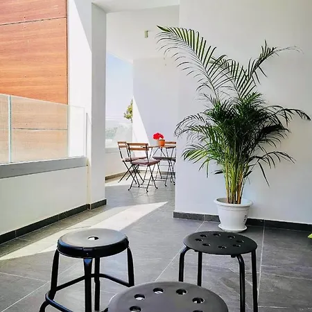 Michel Flat By Renters Cy * Larnaka